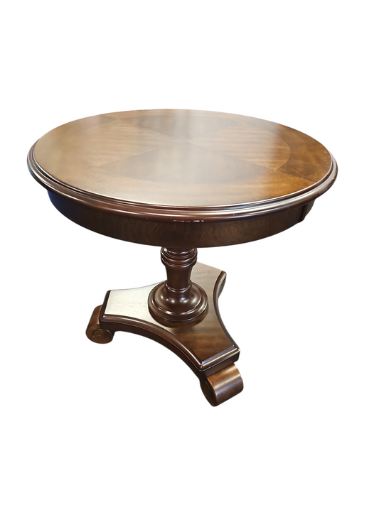 MAHOGANY ROUND
