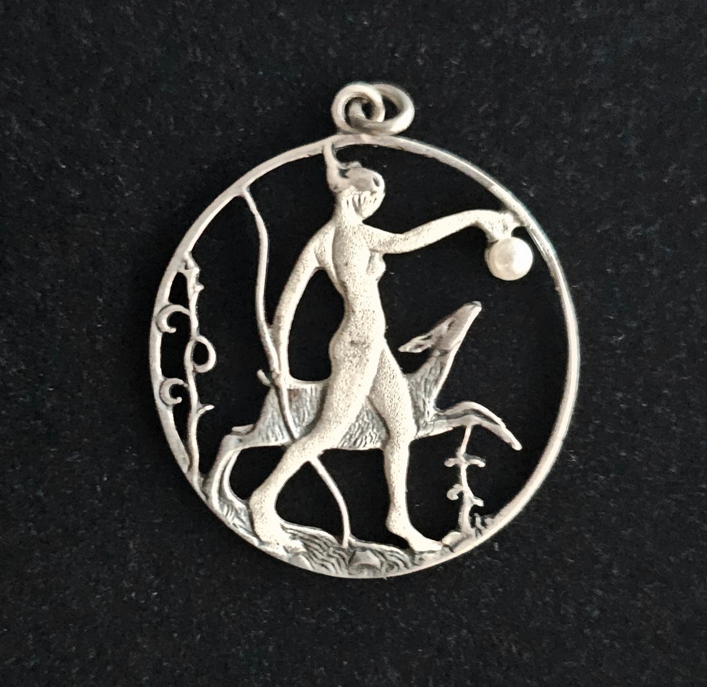 ARTEMIS VINTAGE